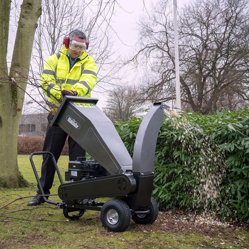Handy PDS65 Petrol Garden Branch Chipper Shredder 208cc / 60mm Handy PDS65 Petrol Garden Branch Chipper Shredder 208cc / 60mm