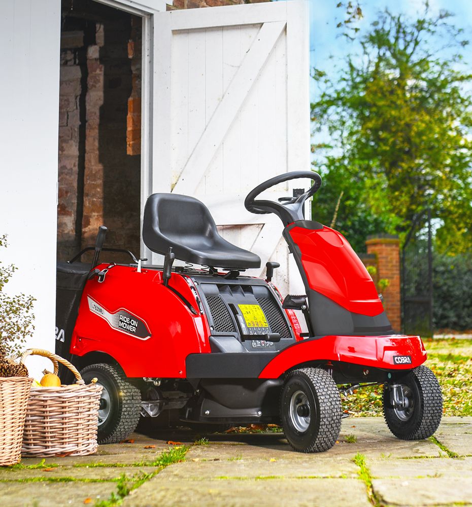 Cobra LT62MRL Ride-On Lawnmower 62cm / 7hp Loncin