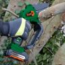Portek Trim-iT Cordless Pruning Chainsaw Kit 18v / 120mm Portek Trim-iT Cordless Pruning Chainsaw Kit 18v / 120mm